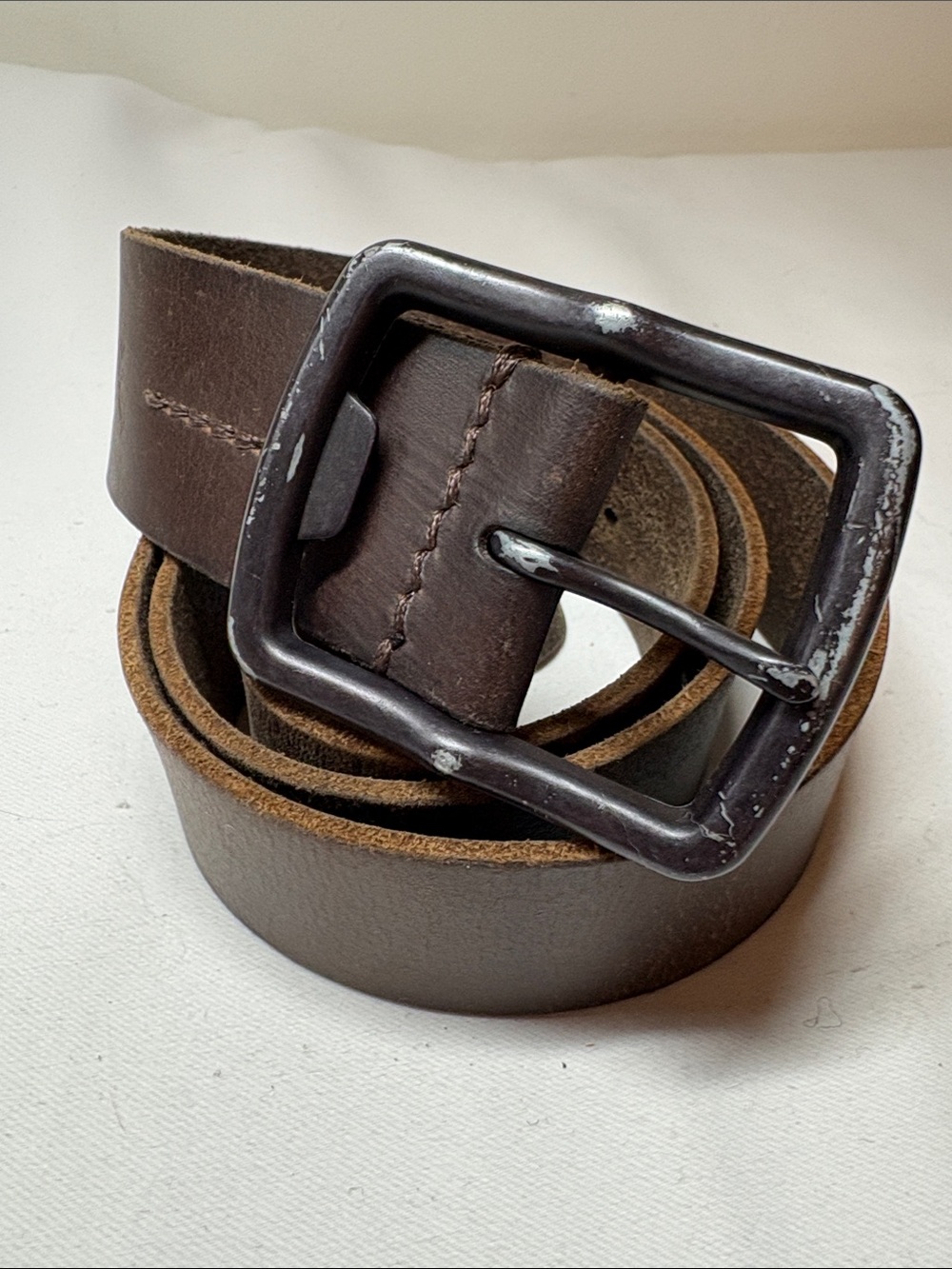 American Eagle Dark Brown Leather Belt est 32-38” fit